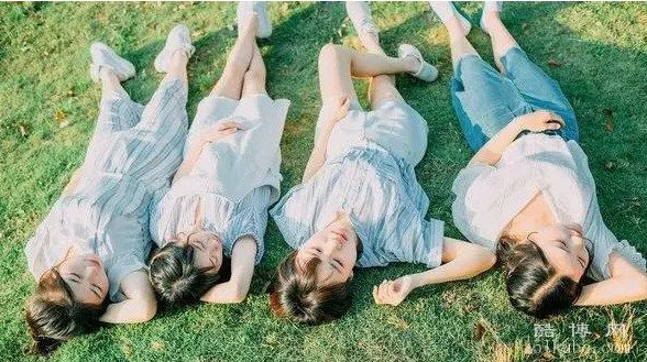 逗比4人闺蜜群名：四人的老巢、四大美少女战士/沙雕搞笑