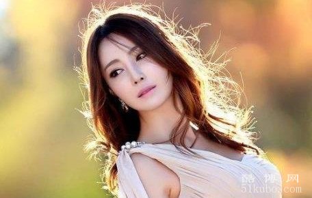 女生专属招财网名2024：吉祥又好听（招财猫）