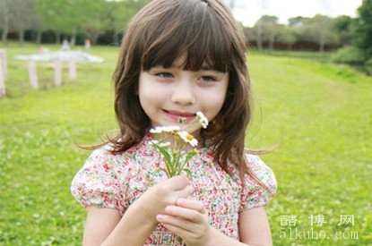 有书香气息的女孩名字：古典有韵味（琬怡、颜陌）