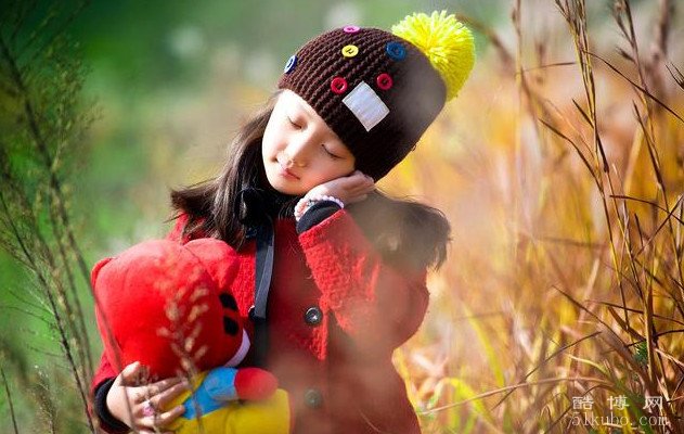 姓蒋好听的女孩名字大全：优雅大气（蒋予妍、蒋悦苑）