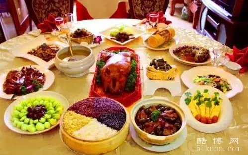 朋友圈晒美食的搭配文字说说：唯美经典（精选）