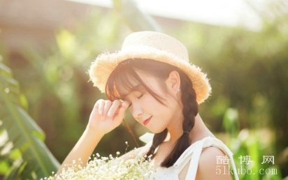 狮子座女生的性格脾气及弱点：热情奔放/有点任性