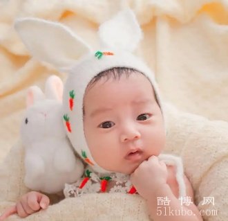 响亮的杨姓男孩名字：朗朗上口（杨亦铎、杨帆峥）